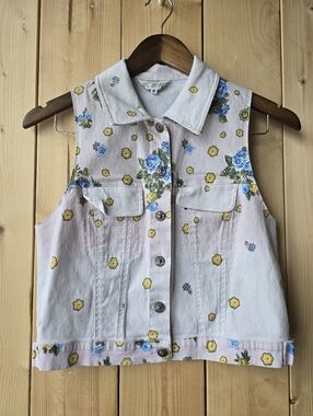 High Art Sleeveless Denim Floral Button Up Vest Soft Pink White Medium